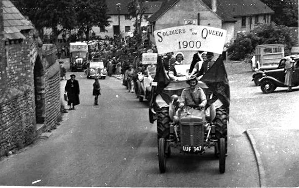 Photo: © Richard Smith, 2008. Coronation Parade on Church Hill.