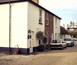 Grove Cottages, 2004 © Neil Rogers-Davis