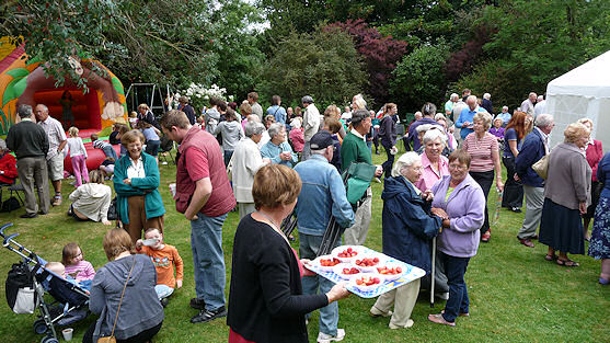 Copyright: Neil Rogers-Davis, 2009