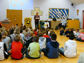 Mrs Emery announces award scheme