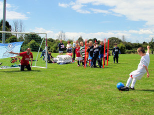 Copyright: Neil Rogers-Davis, 2008